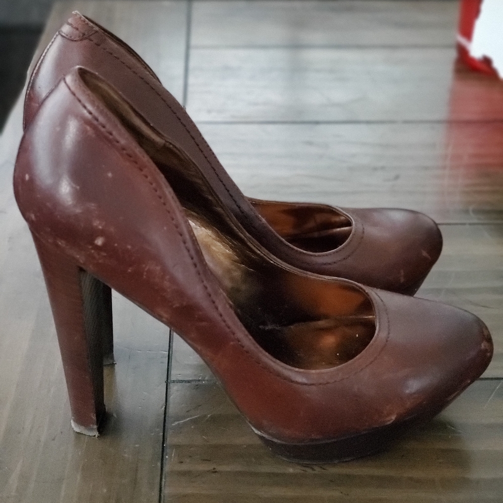 Size 6 1/2 Brown Heels